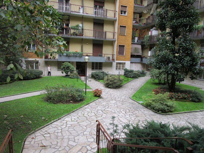 Youhome Millelire Apartment ميلان المظهر الخارجي الصورة